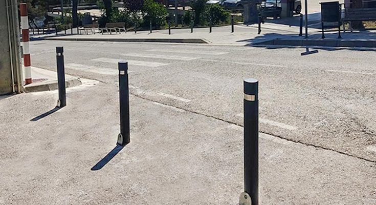 Removable bollards